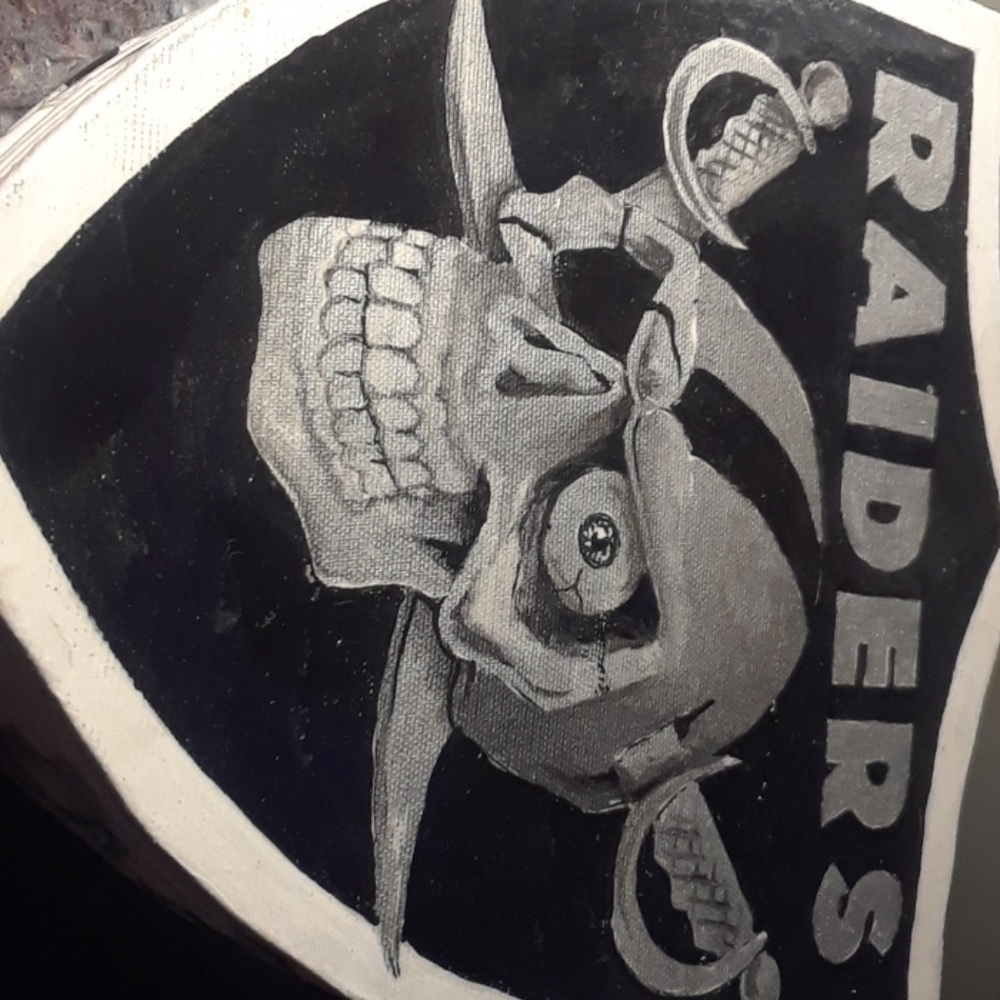Raiders jewelry box